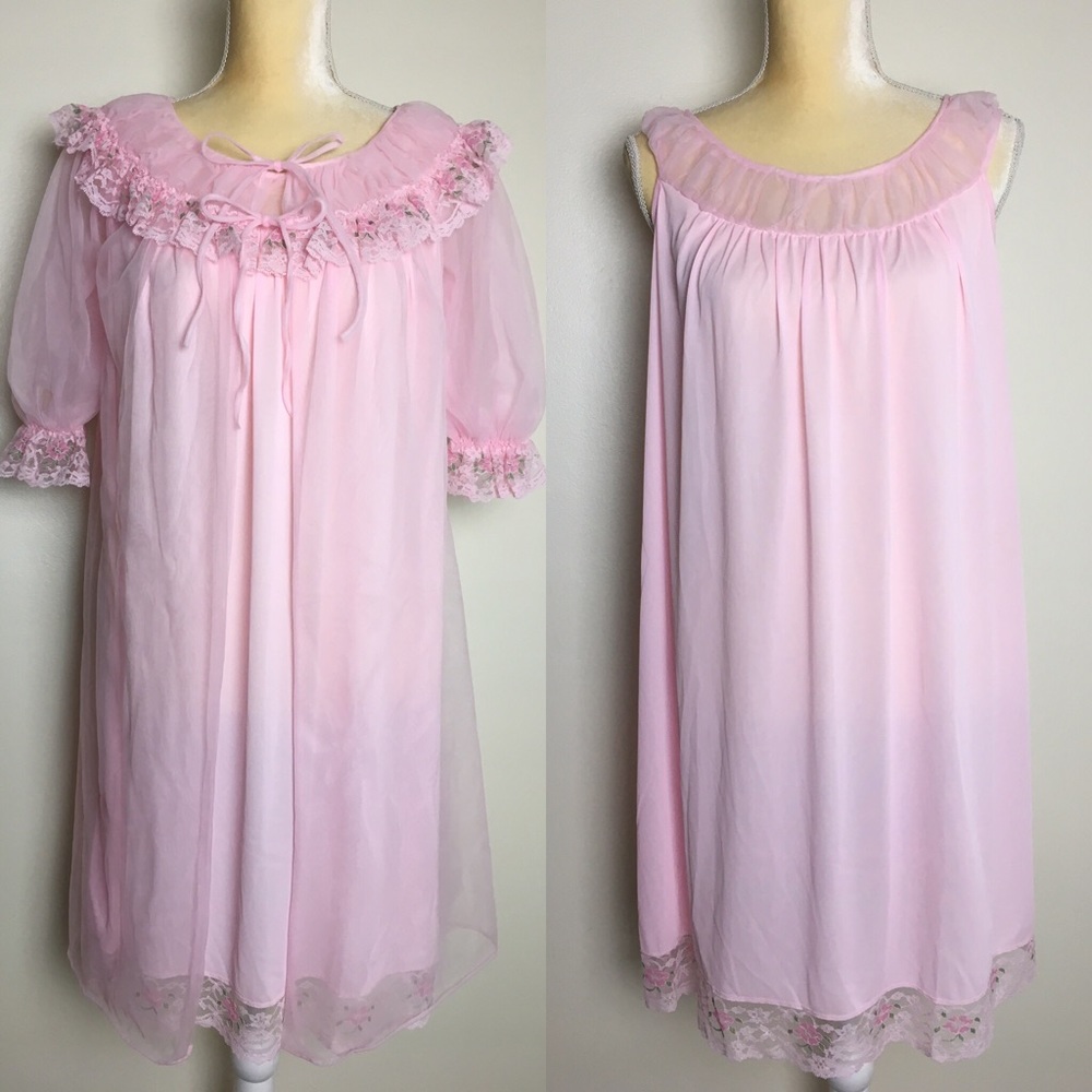 Vintage movie star lingerie peignoir set